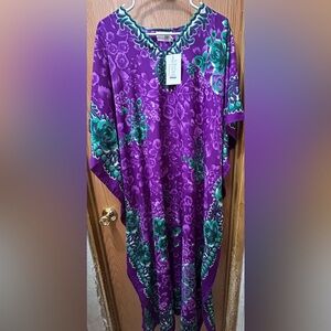 Beautiful Purple and Green Floral Kaftan MuMu housedress beach dress